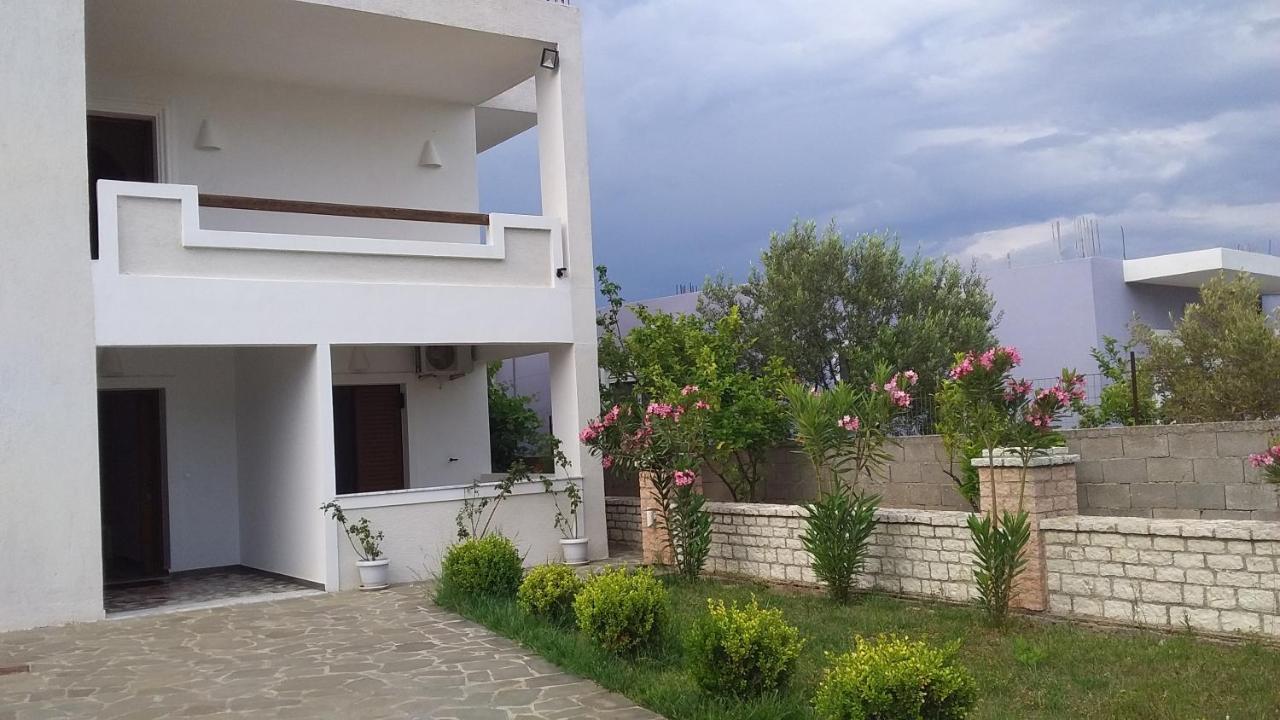 Mihal Suites Saranda Extérieur photo