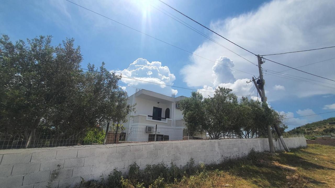 Mihal Suites Saranda Extérieur photo