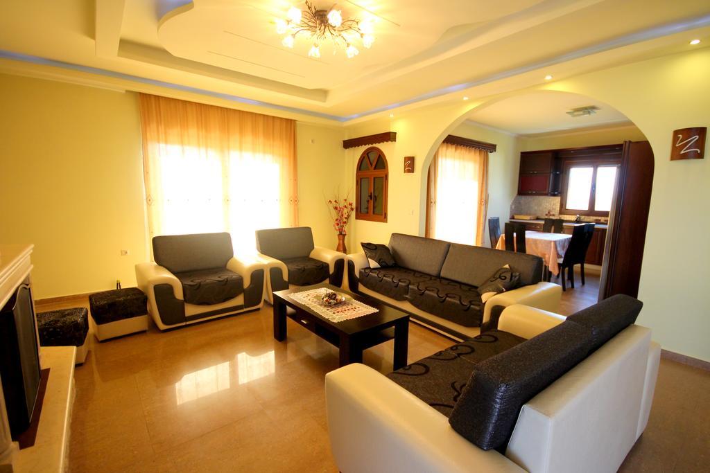 Mihal Suites Saranda Extérieur photo