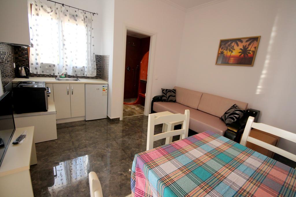 Mihal Suites Saranda Extérieur photo
